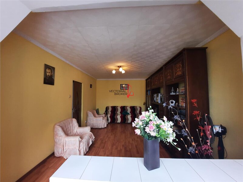 Calea Vitan, 2 camere decomandat, 1979, comision 0%.